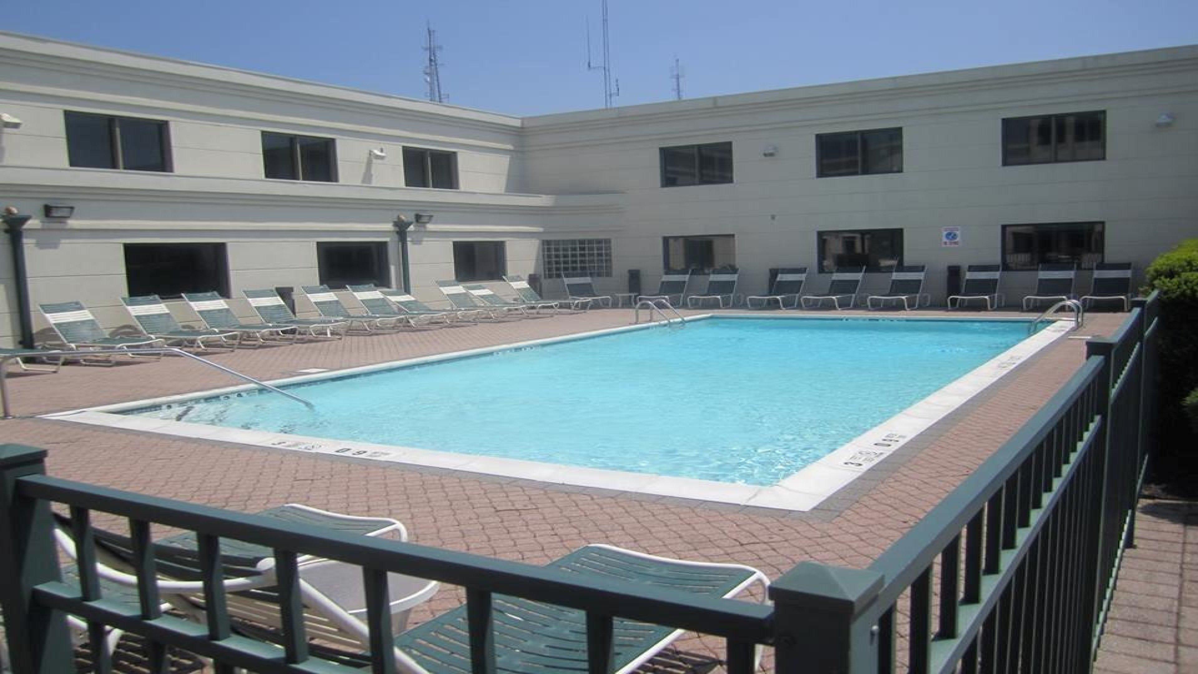 Holiday Inn Plainview-Long Island By Ihg Екстериор снимка