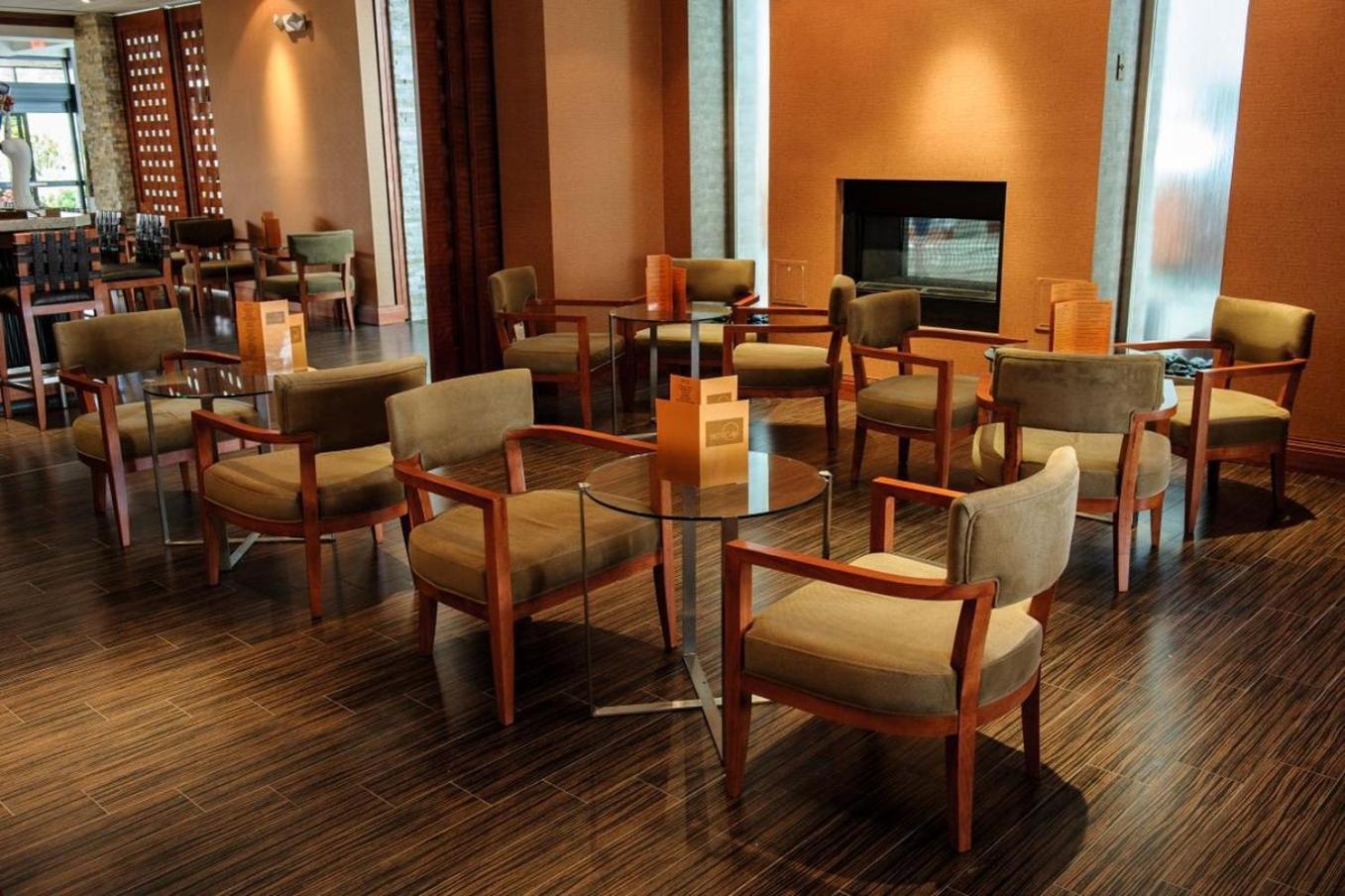 Holiday Inn Plainview-Long Island By Ihg Екстериор снимка